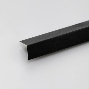 Profil uholníkový hliníkový čierny 30x30x2000
